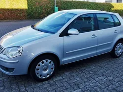 Silber Gebraucht 2005 VW Polo Kleinwagen | 2.399 € (Etwas zu teuer)