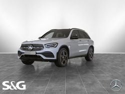 Unilack polarweiß Gebraucht 2020 Mercedes GLC300e AMG SUV | 35.890 € (Guter Preis)