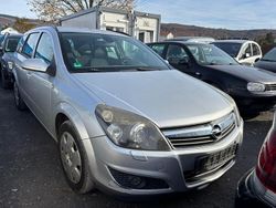 Silber Gebraucht 2007 Opel Astra Kombi | 1.350 € (Fairer Preis)