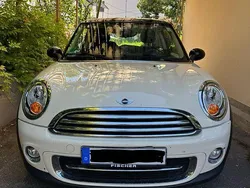 Weiß Gebraucht 2010 Mini Cooper D Kleinwagen | 6.100 € (Etwas zu teuer)