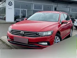 Rot Gebraucht 2022 VW Passat Business Kombi | 25.049 € (Fairer Preis)