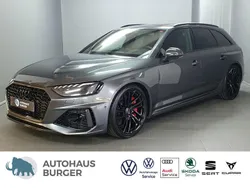 Daytonagrau perleffekt (metallic) Gebraucht 2022 Audi RS4 Comfort Kombi | 71.680 € (Etwas zu teuer)