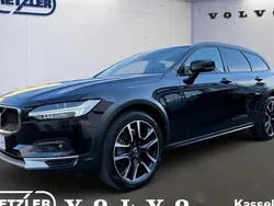 Schwarz Gebraucht 2024 Volvo V90 CC Ultimate Kombi | 54.950 € (Fairer Preis)