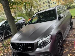 Schwarz Gebraucht 2017 Mercedes GLC350 AMG line SUV | 35.000 €