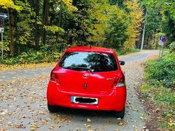 Rot Gebraucht 2010 Toyota Yaris Kleinwagen | 2.500 € (Guter Preis)