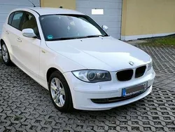 Weiß Gebraucht 2011 BMW 118 Kleinwagen | 4.400 € (Guter Preis)