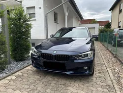Blau Gebraucht 2013 BMW 320 Comfort Edition Kombi | 11.890 € (Fairer Preis)