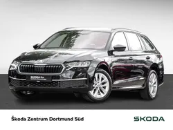 Schwarzmagic perleffekt Gebraucht 2024 Skoda Octavia Selection Kombi | 27.998 € (Superpreis)