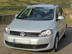 Grau Gebraucht 2013 VW Golf VI Trendline Limousine | 8.950 € (Fairer Preis)