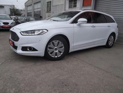 Weiß Gebraucht 2017 Ford Mondeo Titanium Limousine | 15.799 € (Fairer Preis)