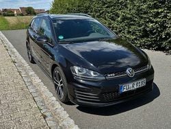 Schwarz Gebraucht 2015 VW Golf VII GTD Kombi | 11.600 € (Guter Preis)
