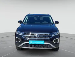 Deep black perleffekt Gebraucht 2024 VW T-Roc Style SUV | 27.680 € (Guter Preis)