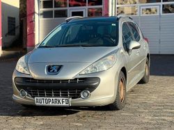 Silber Gebraucht 2008 Peugeot 207 Sport Kombi | 2.290 € (Fairer Preis)