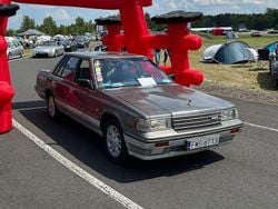 Silber Gebraucht 1986 Nissan Laurel Limousine | 8.100 €