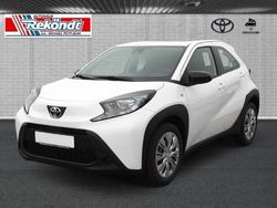 Super white 2 (weiss) Gebraucht 2024 Toyota Aygo X Business Edition SUV | 16.990 € (Fairer Preis)