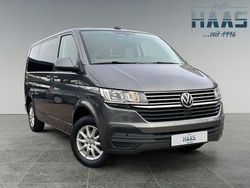 Grau Gebraucht 2022 VW Caravelle Comfortline Van / Kleinbus | 37.990 € (Guter Preis)