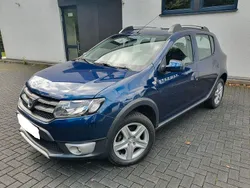 Blau Gebraucht 2016 Dacia Sandero Kleinwagen | 7.490 € (Fairer Preis)