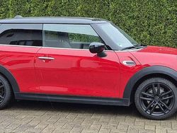 Rot Gebraucht 2019 Mini Cooper Kleinwagen | 16.300 € (Fairer Preis)