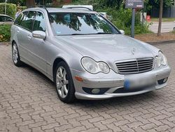 Silber Gebraucht 2004 Mercedes C270 Kombi | 2.800 € (Fairer Preis)