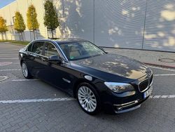 Schwarz Gebraucht 2013 BMW 730L Comfort Edition Limousine | 16.499 € (Etwas zu teuer)