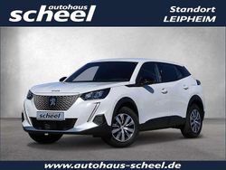 Weiss perlmutt Gebraucht 2023 Peugeot e-2008 Active SUV | 22.890 € (Fairer Preis)