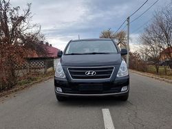 Schwarz Gebraucht 2013 Hyundai H-1 Van / Kleinbus | 9.900 € (Etwas zu teuer)