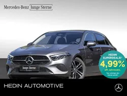 Grau Gebraucht 2024 Mercedes A180 Progressive Limousine | 29.990 € (Fairer Preis)