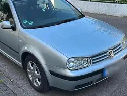 Silber Gebraucht 2003 VW Golf IV Limousine | 700 € (Guter Preis)