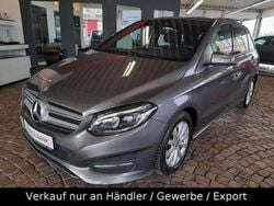 Grau Gebraucht 2017 Mercedes 200 Limousine | 14.390 € (Superpreis)