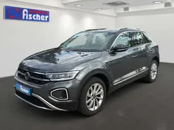 Indiumgrau metallic (metallic) Gebraucht 2022 VW T-Roc Style SUV | 23.150 € (Guter Preis)