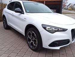 Weiß Gebraucht 2023 Alfa Romeo Stelvio Veloce SUV | 36.850 € (Fairer Preis)