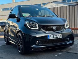 Schwarz Gebraucht 2018 Smart ForTwo Cabrio Brabus Cabrio | 20.800 € (Fairer Preis)