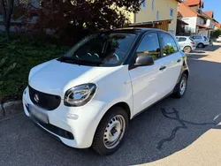 Weiß Gebraucht 2019 Smart ForFour Kleinwagen | 8.900 € (Fairer Preis)
