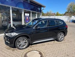Schwarz Gebraucht 2018 BMW X1 xLine SUV | 22.400 € (Fairer Preis)