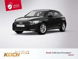 Brillantschwarz Gebraucht 2023 Audi A3 Basis Limousine | 26.490 €