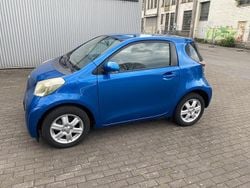 Blau Gebraucht 2010 Toyota iQ Kleinwagen | 5.000 € (Fairer Preis)