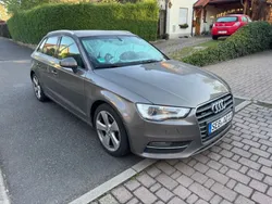 Grau Gebraucht 2014 Audi A3 Sportback Ambition Limousine | 8.800 € (Fairer Preis)