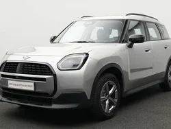 Grau Gebraucht 2024 Mini Countryman SUV | 31.541 €