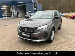 Grau Gebraucht 2023 Peugeot 5008 Active SUV | 27.990 € (Fairer Preis)