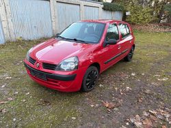 Rot Gebraucht 2004 Renault Clio II Limousine | 2.190 € (Fairer Preis)