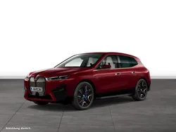 Rot Gebraucht 2024 BMW iX SUV | 61.720 € (Teuer)