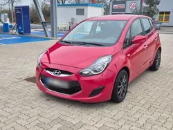 Rot Gebraucht 2013 Hyundai ix20 Edition Van / Kleinbus | 5.450 € (Guter Preis)
