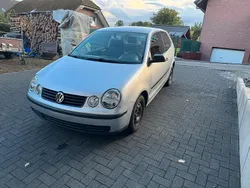 Silber Gebraucht 2003 VW Polo Kleinwagen | 999 € (Guter Preis)