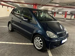 Blau Gebraucht 2005 Mercedes A190 Elegance Van / Kleinbus | 2.900 € (Guter Preis)
