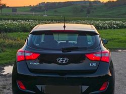 Schwarz Gebraucht 2013 Hyundai i30 Limousine | 5.400 € (Fairer Preis)