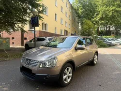 Grau Gebraucht 2009 Nissan Qashqai Acenta SUV | 4.500 € (Fairer Preis)