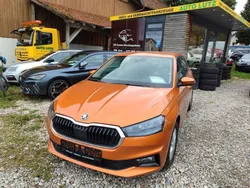Phoenix orange metallic Gebraucht 2023 Skoda Fabia Ambition Limousine | 16.590 € (Fairer Preis)