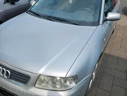 Silber Gebraucht 2003 Audi A3 Kleinwagen | 950 € (Superpreis)