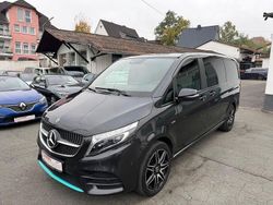 Grau Gebraucht 2021 Mercedes V300 Van / Kleinbus | 47.890 € (Guter Preis)