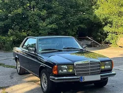 Schwarz Gebraucht 1984 Mercedes 230 Coupé | 12.800 €